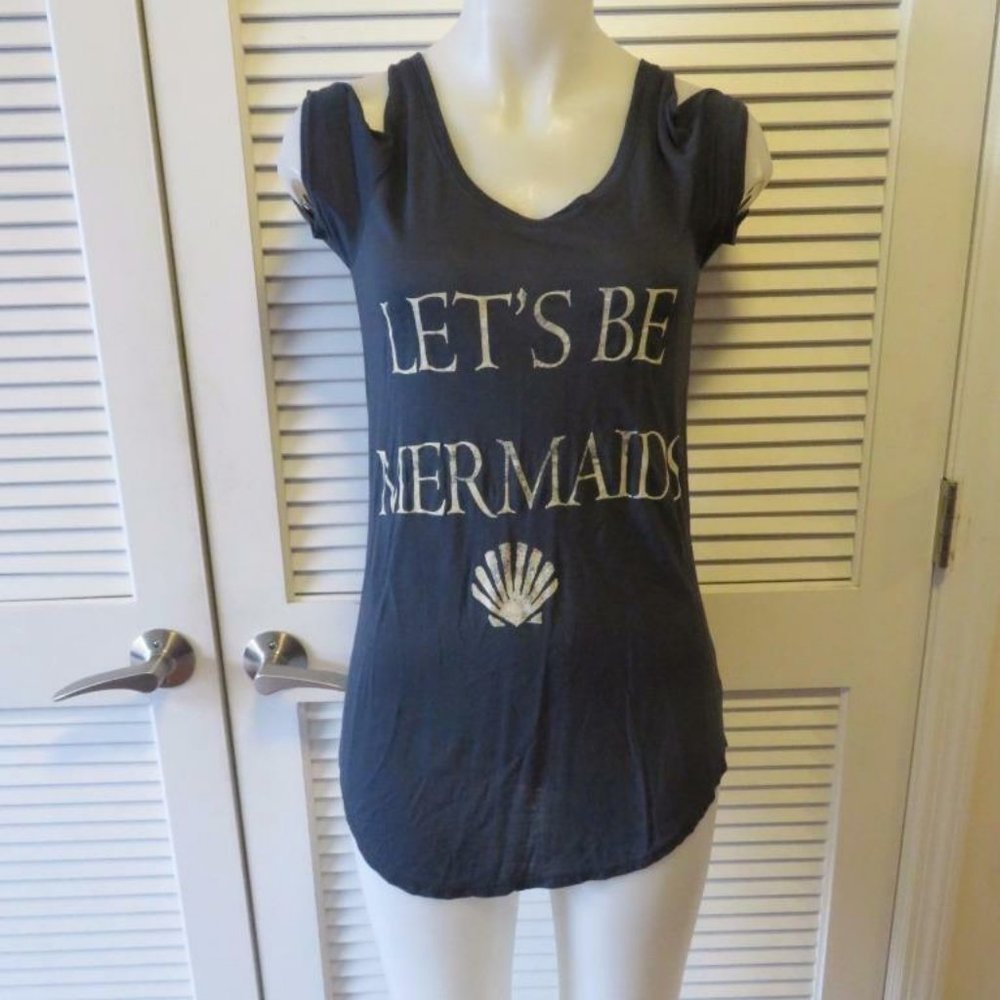 NEW WOMENS BROKEDOWN NAVY BLUE OFF-SHOULDER "LET'S BE MERMAIDS" TOP SIZE S * - Picture 2 of 8